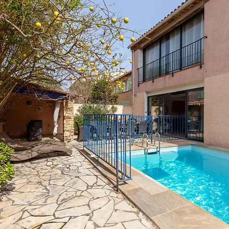 L'acanthe Du Bas Proche Apartman